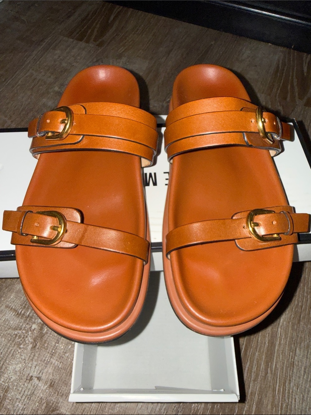 Like New Steve Madden Zina Buckle Congac Leather Sandals - Picture 3 of 6